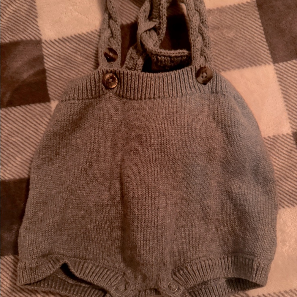 Bunny romper for unisex - Picture 2 of 3